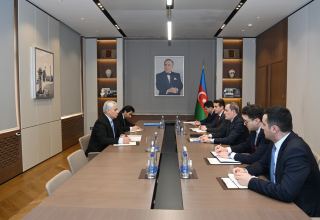 Azerbaijani FM meets ECO’s secretary general (PHOTO)