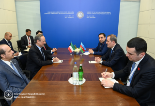 Azerbaijani, Kuwait FMs hold meeting, discuss bilateral cooperation (PHOTO)