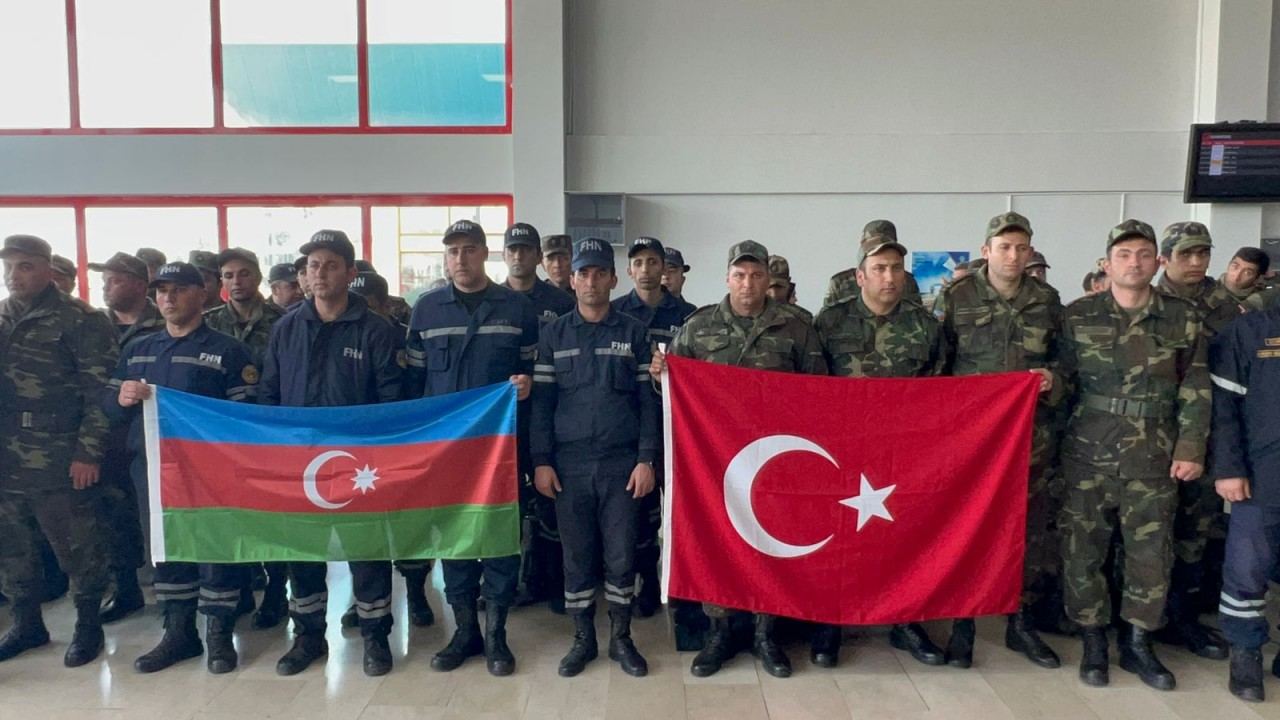 Another rescue team of Azerbaijan's Emergency Situations Ministry returning from quake-hit Türkiye (PHOTO/VIDEO)
