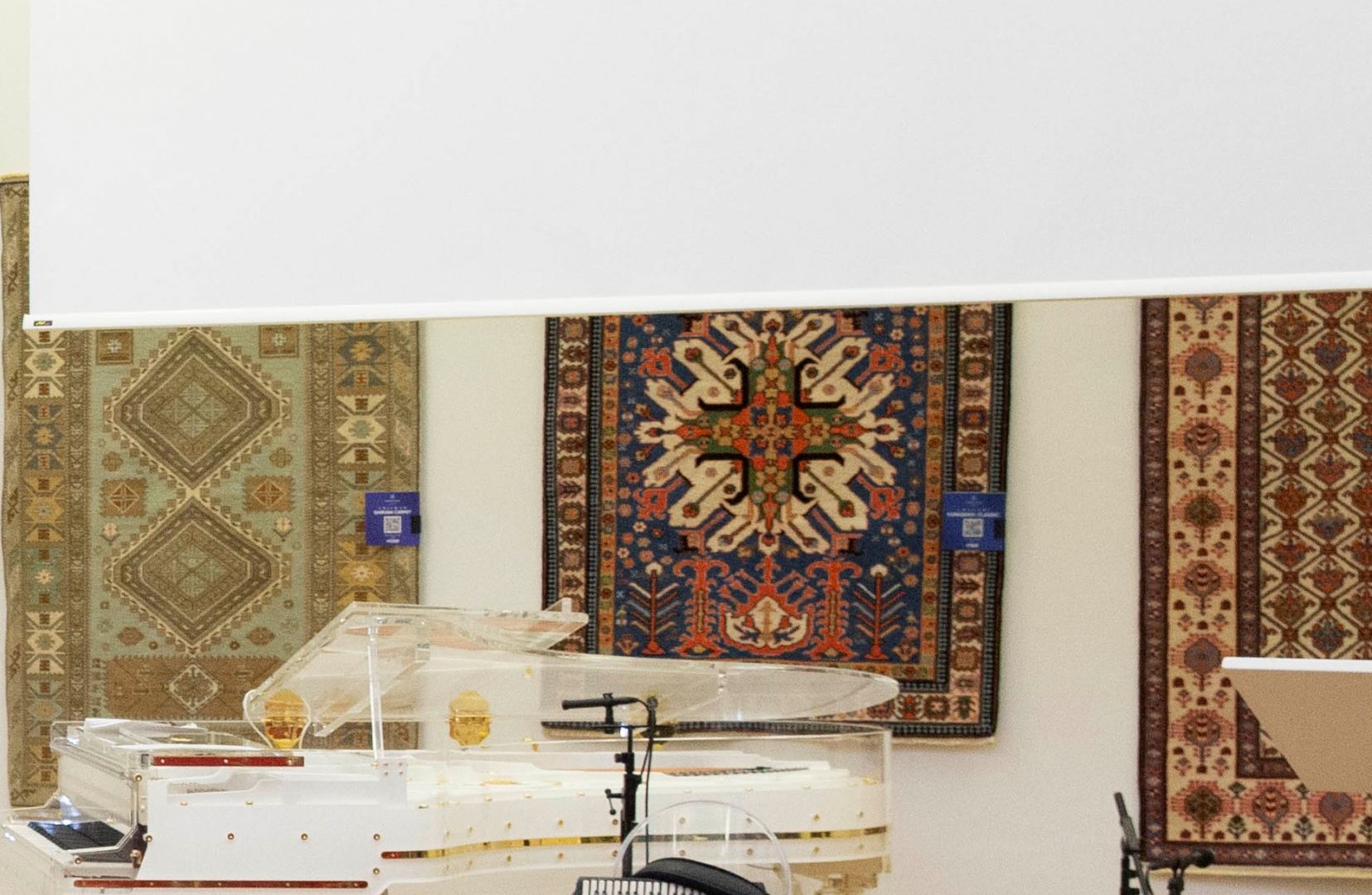 Азербайджанские ковры "Азерхалча" покоряют Австрию - праздничный вечер с музыкой и национальной кухней (ФОТО/ВИДЕО)