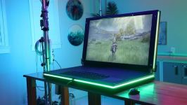 US YouTubers build 'world's biggest gaming laptop' (VIDEO)