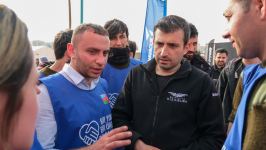 Selçuk Bayraktar Kahramanmaraşda Azərbaycan könüllüləri ilə görüşüb (FOTO)