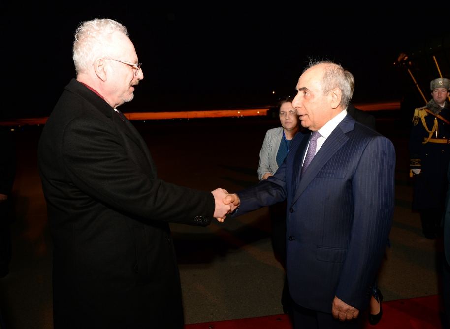 President of Latvia arrives in Azerbaijan on official visit (PHOTO)