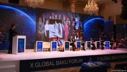 First panel on "Building resilience in divided world: its impact on global world" held within Global Baku Forum (PHOTO)