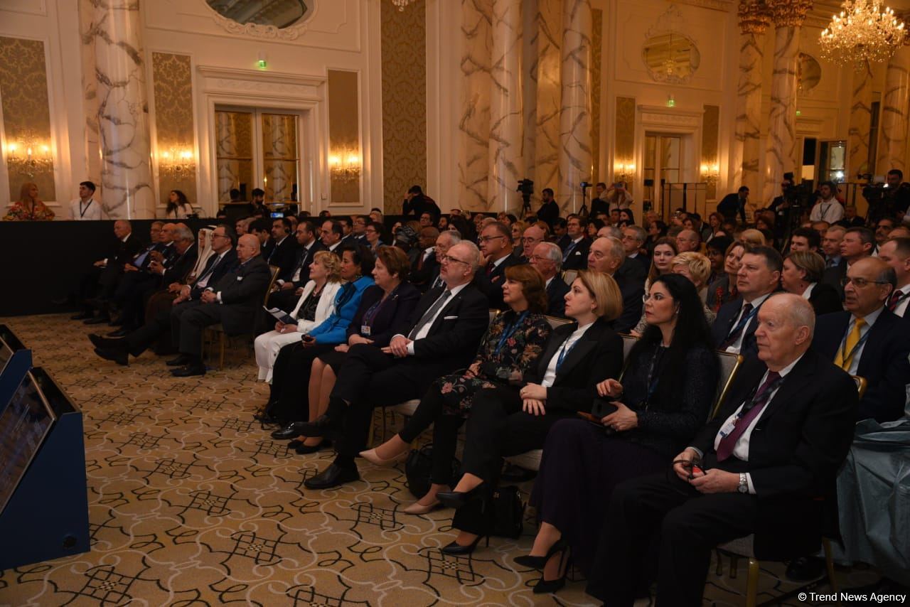 First panel on "Building resilience in divided world: its impact on global world" held within Global Baku Forum (PHOTO)