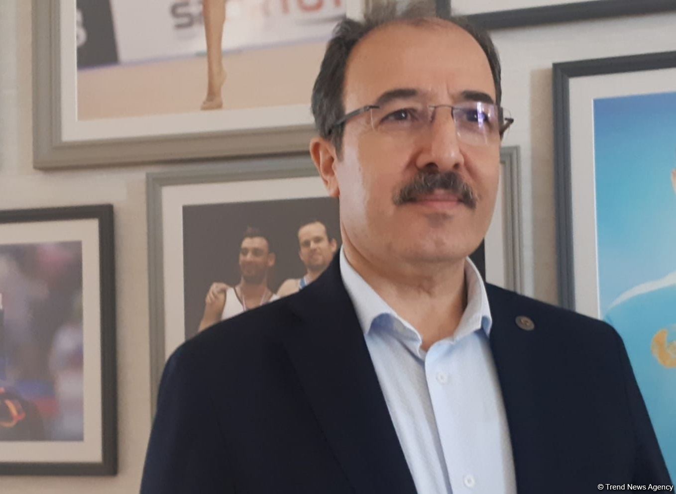 Türk büyükelçisi, Bakü’deki Ulusal Jimnastik Arenasının harika bir spor kompleksi olduğunu söylüyor