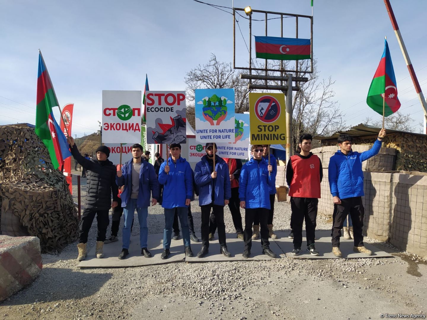 Azerbaijani eco-activists continue peaceful protest on Lachin-Khankendi road (PHOTO)