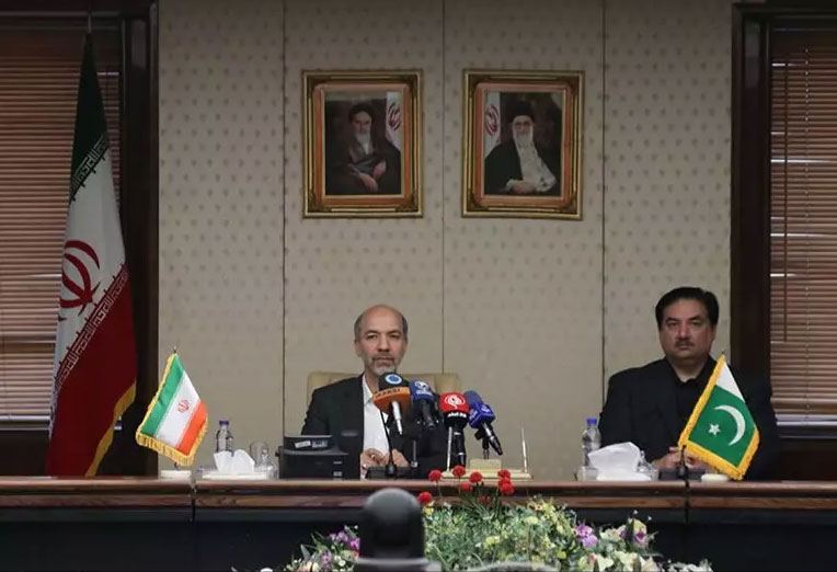 Iran eliminates electricity shortages thanks to power exchange with neighboring countries - minister