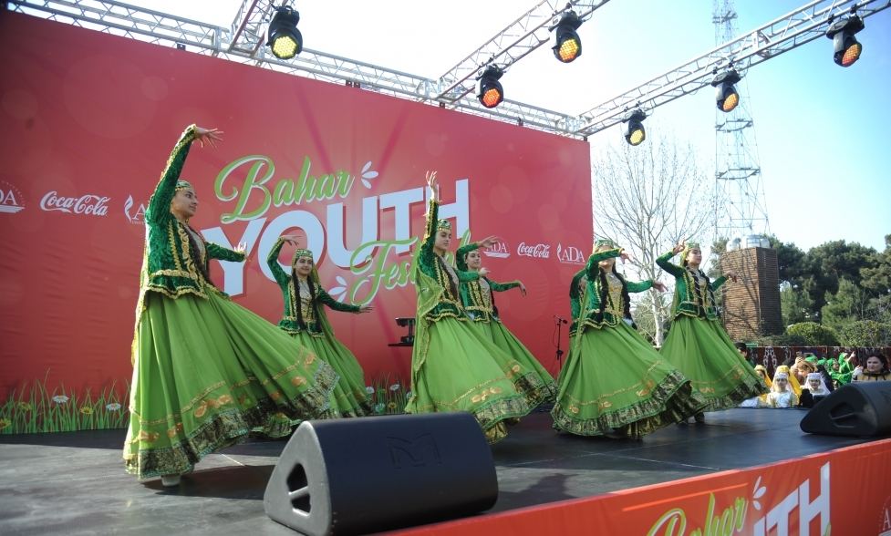 В Университете ADA состоялся девятый Весенний фестиваль молодежи (ВИДЕО, ФОТО)