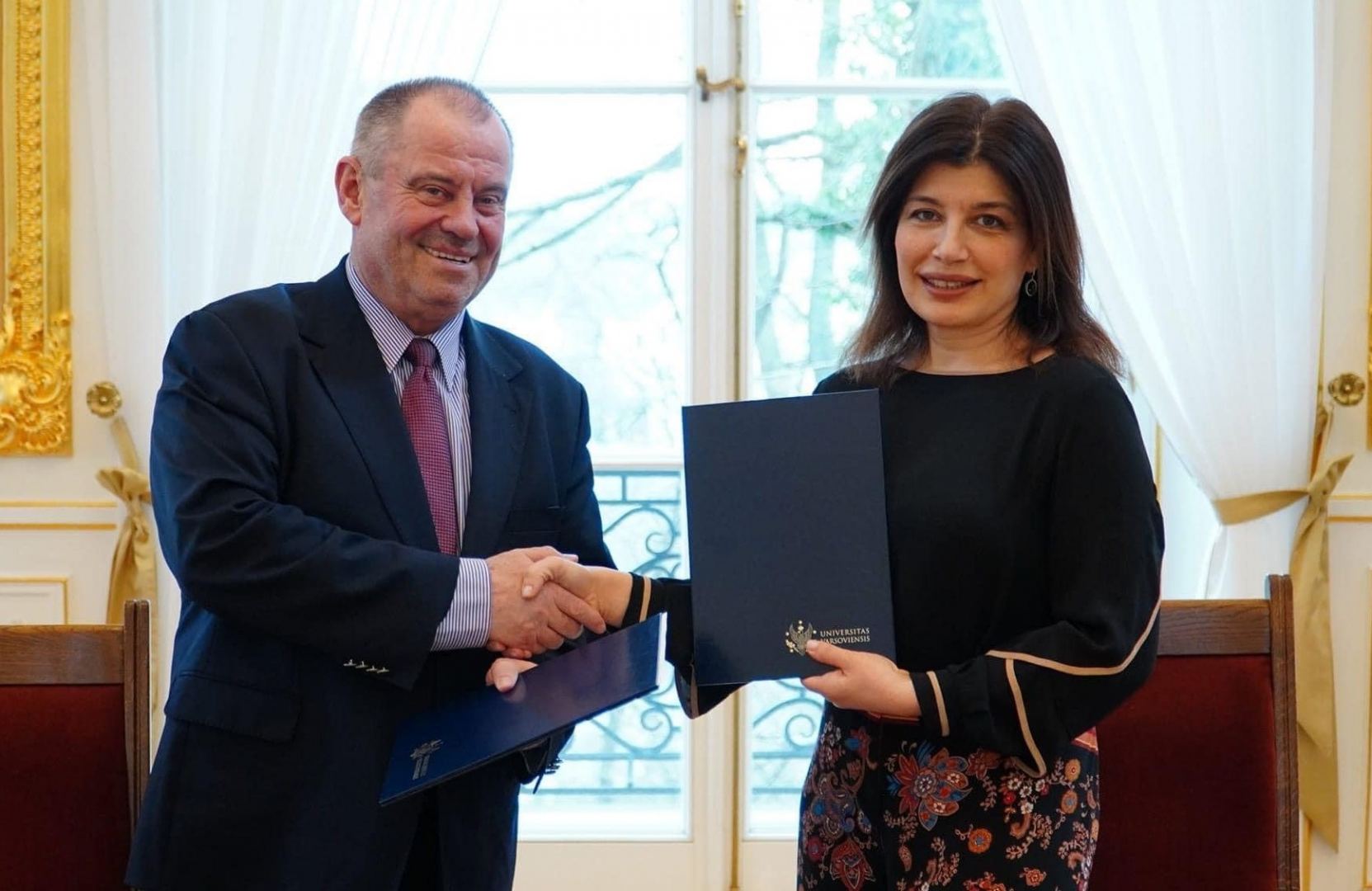 Подписан меморандум о сотрудничестве между Международным фондом тюркской культуры и наследия и Варшавским университетом (ФОТО)
