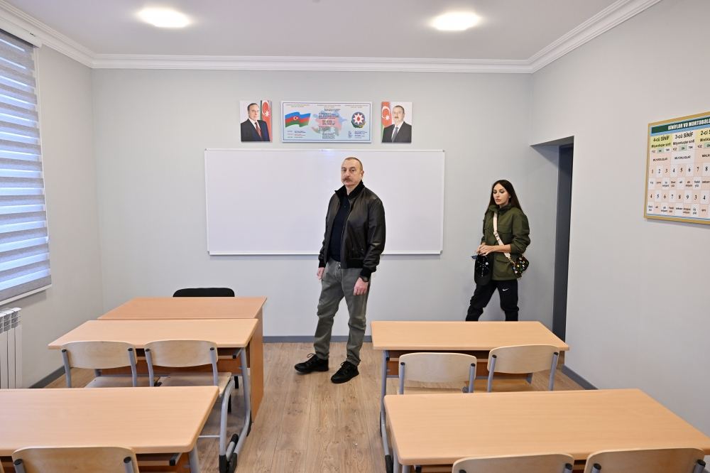 President Ilham Aliyev, First Lady Mehriban Aliyeva get acquainted with conditions in school in Sugovushan (PHOTO/VIDEO)