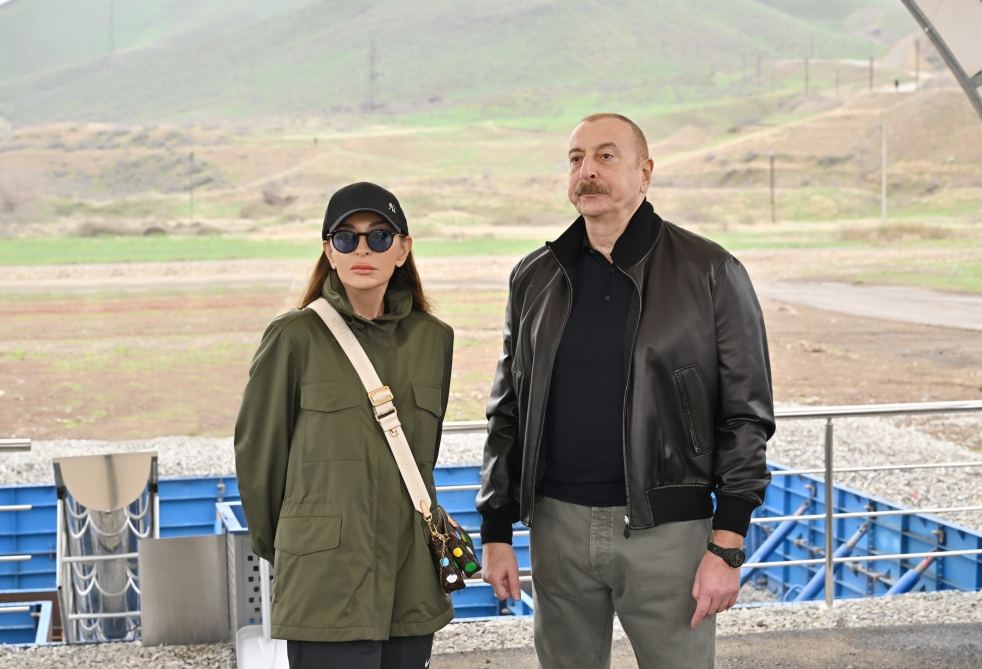 President Ilham Aliyev, First Lady Mehriban Aliyeva take part in groundbreaking ceremony for residential area in Sugovushan (PHOTO/VIDEO)
