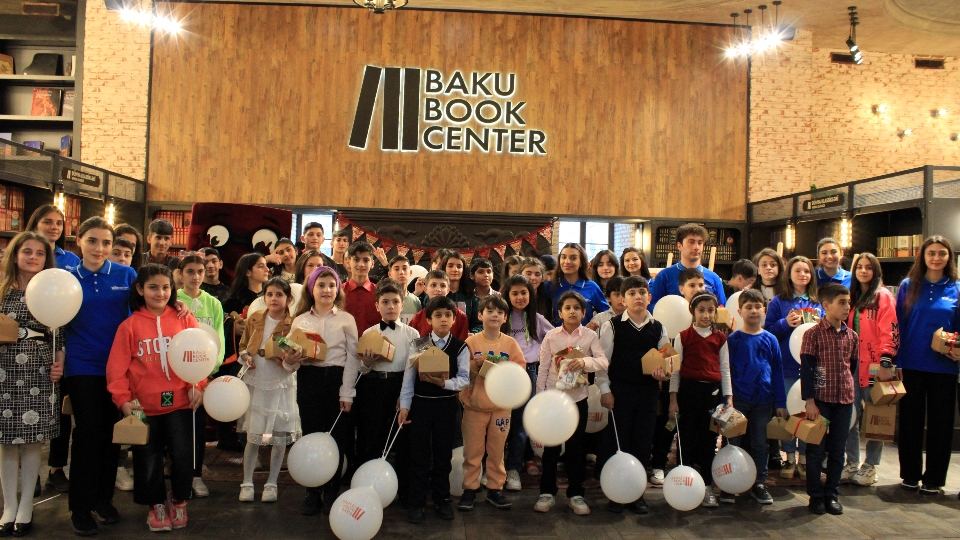 В Баку проведен праздник "Новруз хончасы" для воспитанников детских домов  (ФОТО)