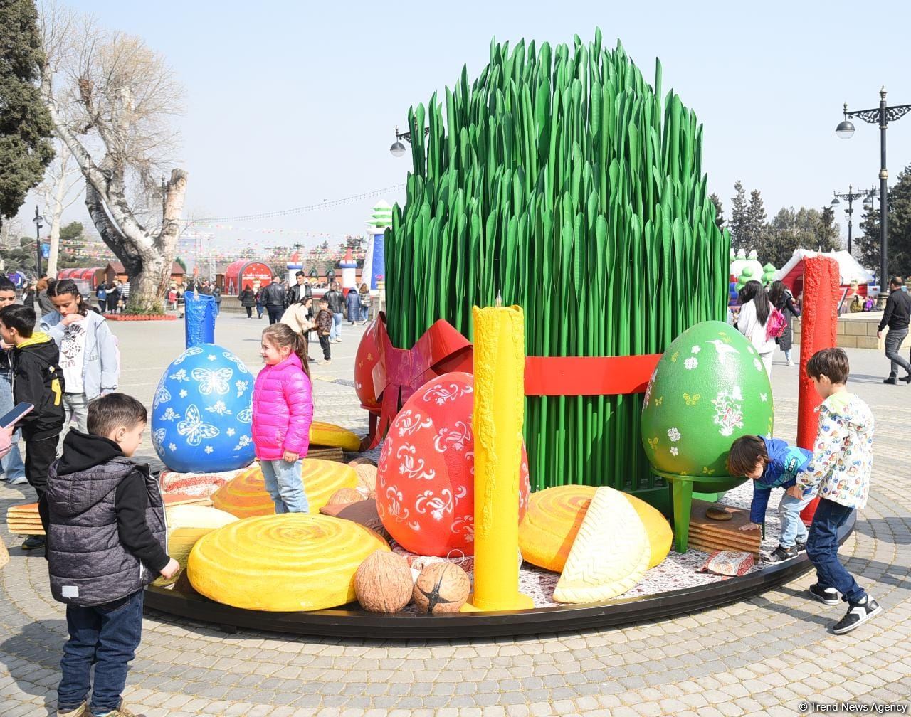 Baku residents celebrating Novruz holiday (PHOTO)
