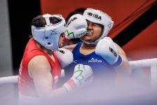 Azərbaycanın qadın boksçusu ilk dəfə dünya çempionatının yarımfinalına yüksəlib (FOTO)