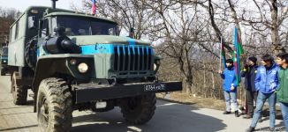 По Лачинской дороге проследовала очередная автоколонна миротворцев (ФОТО)