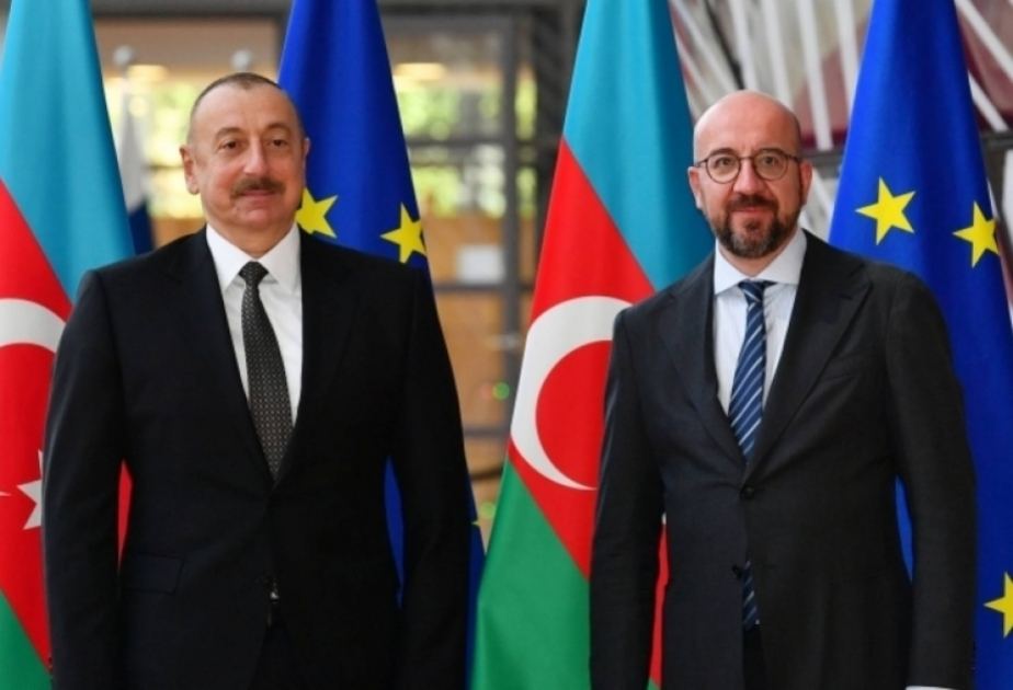 President Ilham Aliyev informs Charles Michel about situation around Lachin-Khankendi road