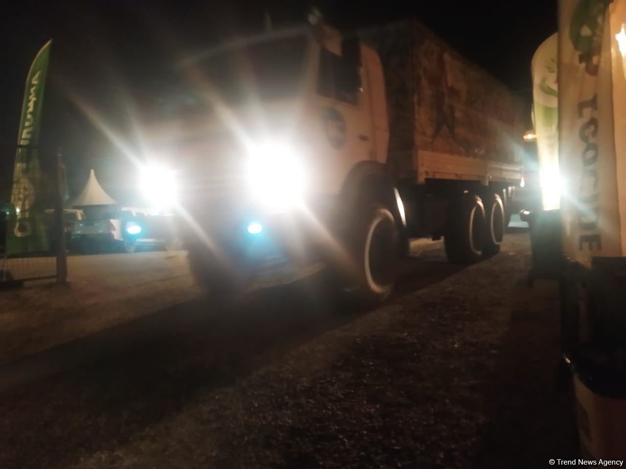 По Лачинской дороге беспрепятственно проехали 6 автомобилей миротворцев (ФОТО)