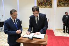 Посол Азербайджана вручил верительные грамоты президенту Израиля (ФОТО)