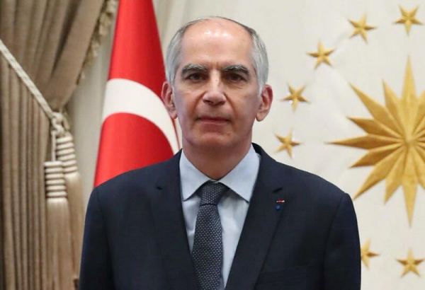 Посла Франции вызвали в МИД Турции из-за награждения в Сенате членов курдских формирований