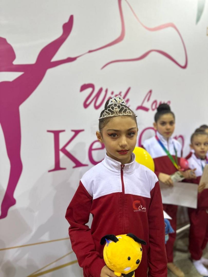 Azerbaijani gymnasts win gold medals at international tournament (PHOTO)