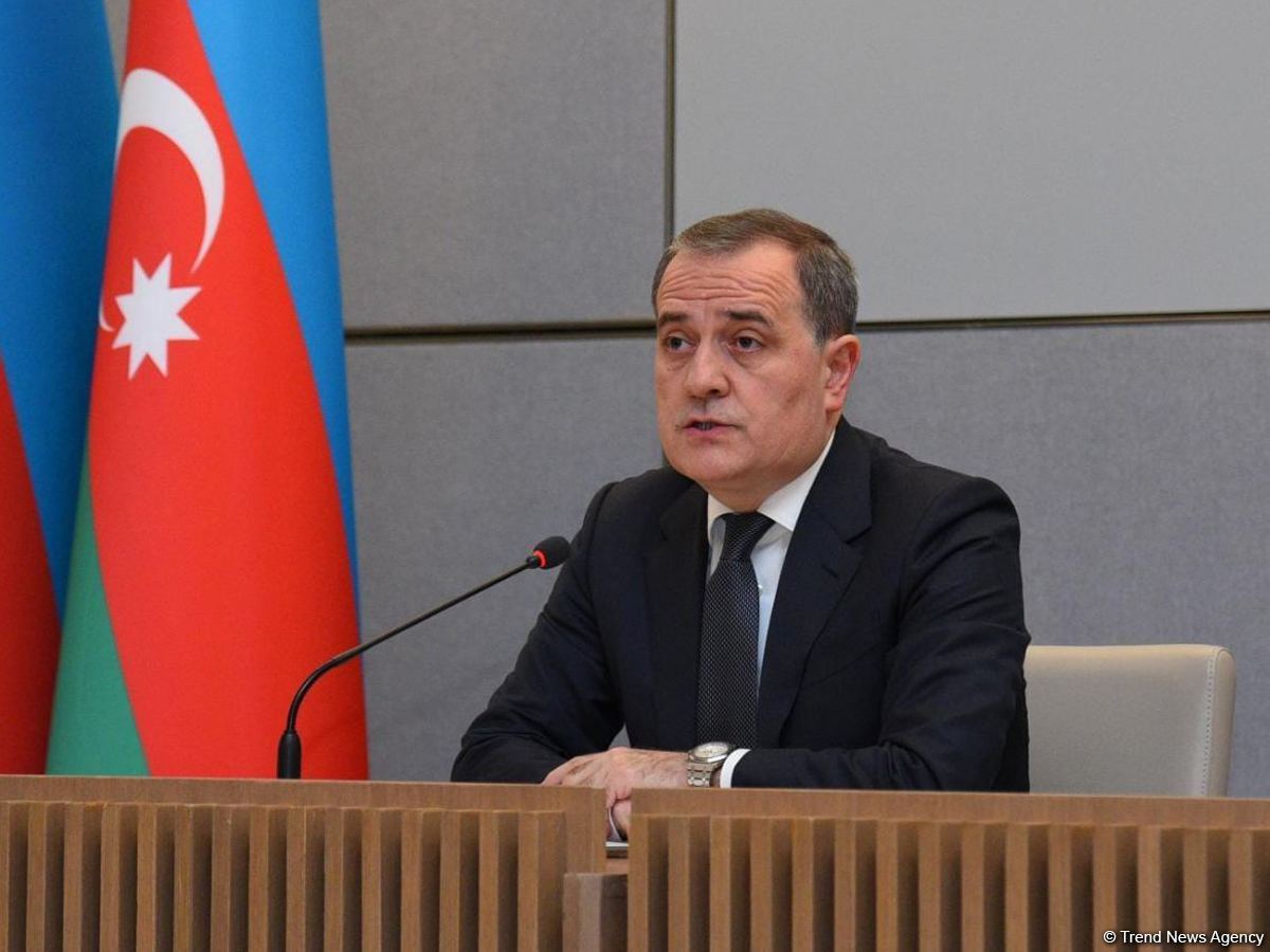 Azerbaijan continues to render humanitarian assistance to people of Ukraine - FM