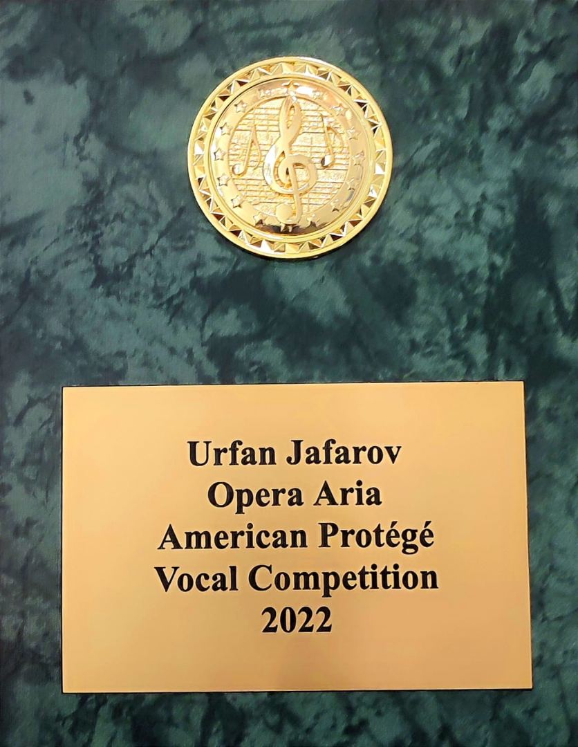 Азербайджанский вокалист признан лучшим на сцене Карнеги-холл: American International Vocal Competition of Opera Singers (ФОТО/ВИДЕО)