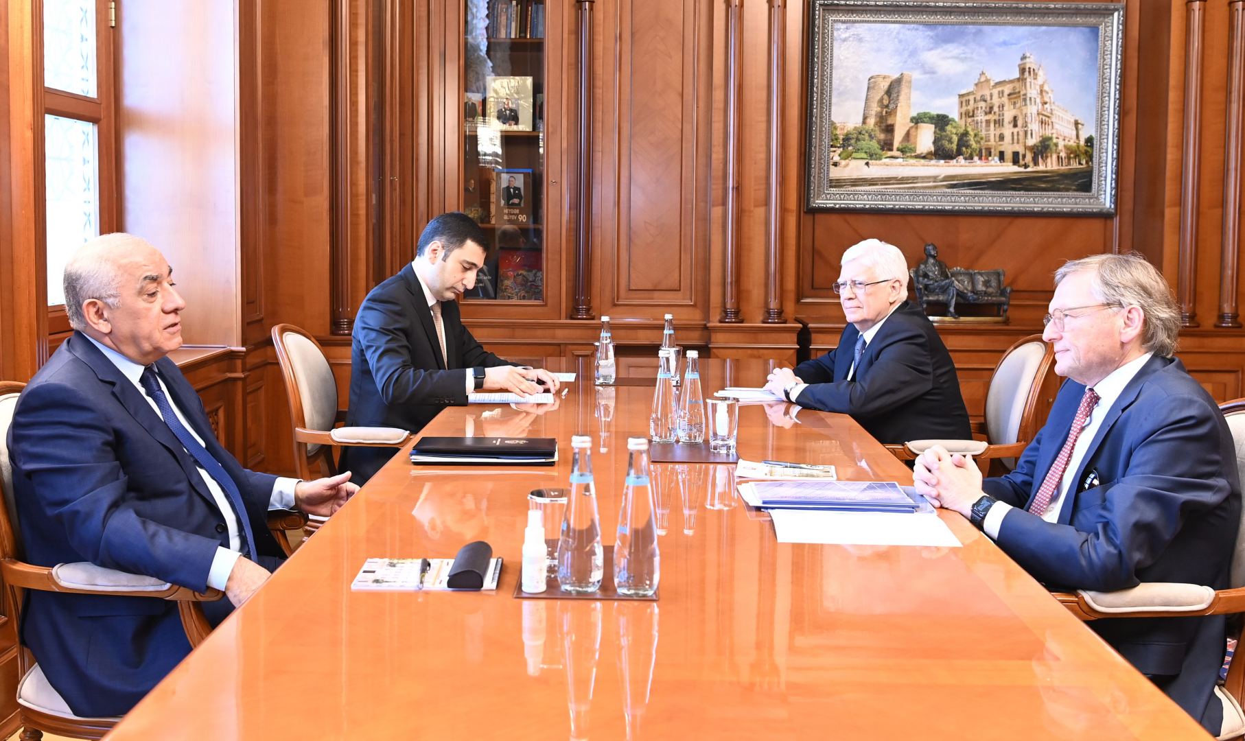 Обсуждены перспективы дальнейшего развития сотрудничества между Азербайджаном и Россией в торгово-экономической сфере