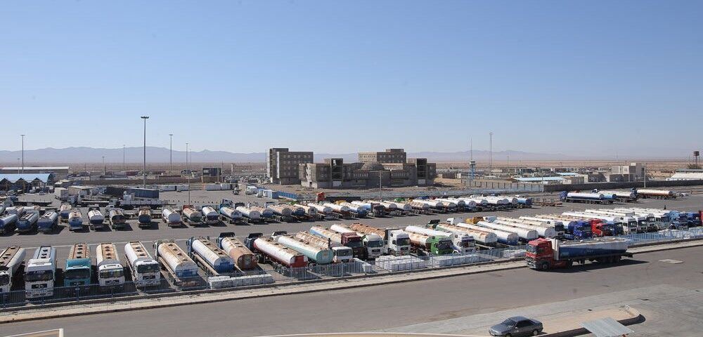 Cargo transit through Iran’s Mehran border customs up