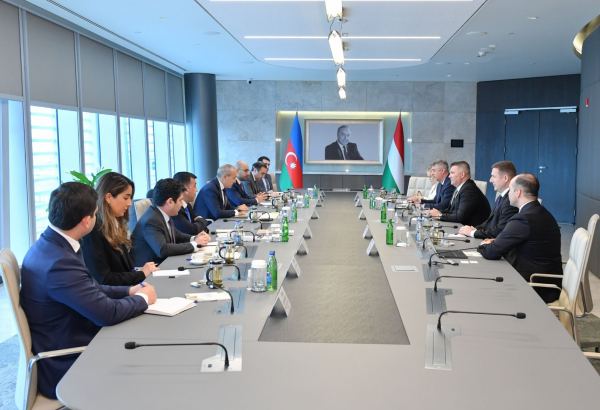 Azərbaycan və Macarıstan arasında investisiya müqaviləsi imzalanıb (FOTO)