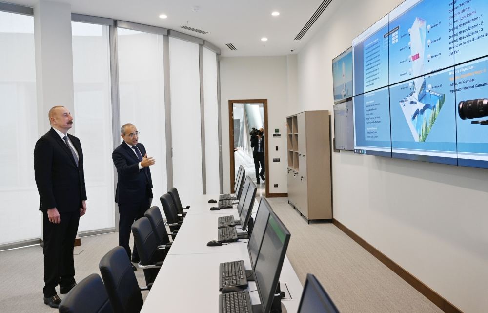 President Ilham Aliyev attends inauguration of new administrative building of State Service on Property Issues (PHOTO)