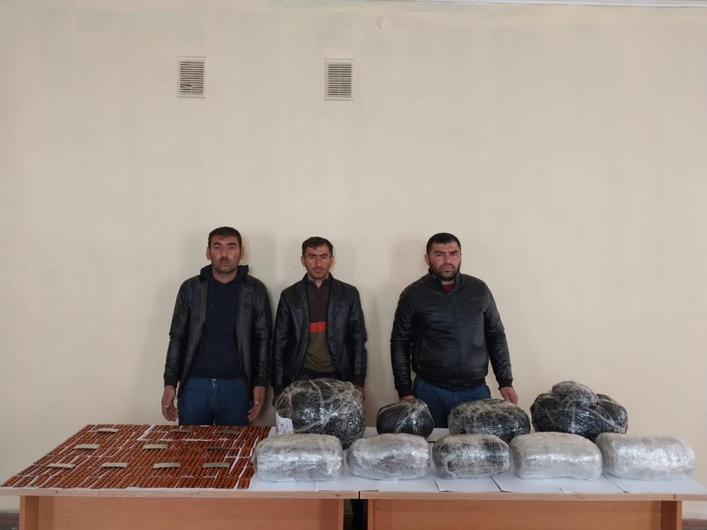 Azerbaijan prevents drug smuggling from Iran (PHOTO)