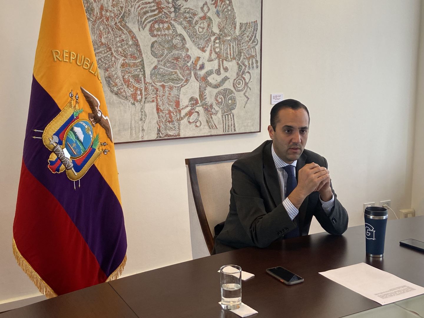 Министр иностранных дел Эквадора ушел в отставку