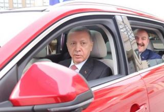 Cumhurbaşkanı Erdoğan'a Togg teslim edildi