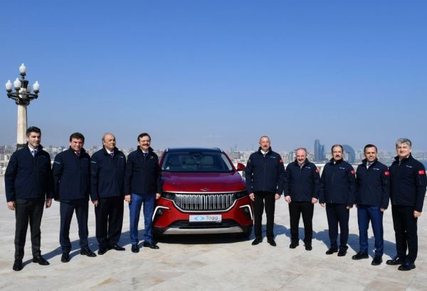 Президент Ильхам Алиев: Поставка второго автомобиля первого местного турецкого электромобиля в Азербайджан является проявлением дружеских и братских отношений
