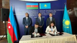 Qazaxıstanla Azərbaycan arasında biznes sazişləri imzalanıb (FOTO)