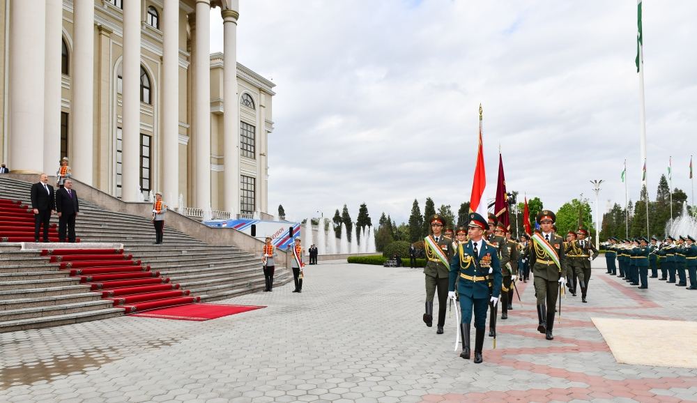 Azərbaycan Prezidenti İlham Əliyevin Düşənbədə rəsmi qarşılanma mərasimi olub (FOTO)