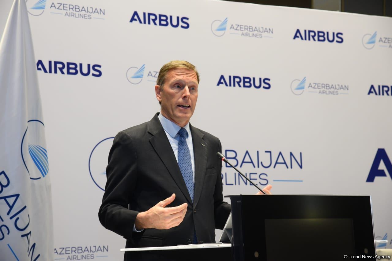 Азербайджан закупает самые современные, экологически чистые авиалайнеры - исполнительный вице-президент Airbus