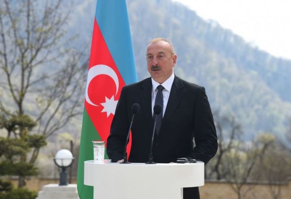 Президент Ильхам Алиев: В будущем мы будем активно работать на новых направлениях сотрудничества в сфере энергетики