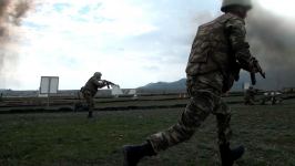 Peşəkar zabit kadrlarının hazırlanmasında komando hazırlığı mütləqdir - Müdafiə naziri (FOTO/VİDEO)