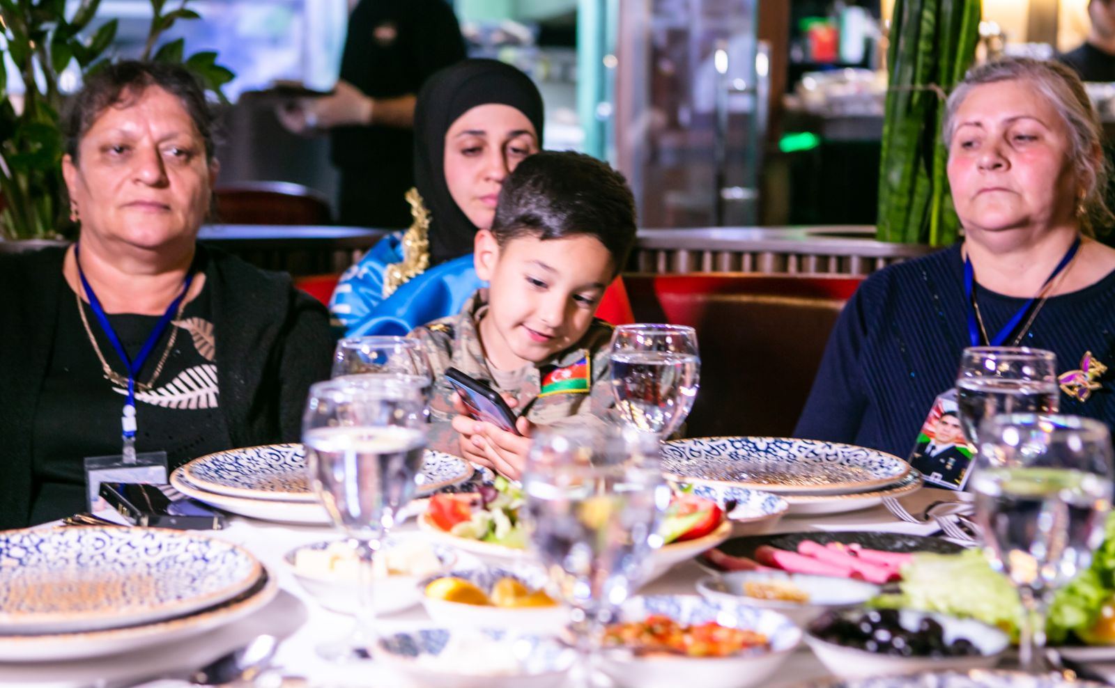 “Günaydın” restoranlar şəbəkəsində şəhid ailələri üçün iftar süfrəsi təşkil olunub (FOTO)