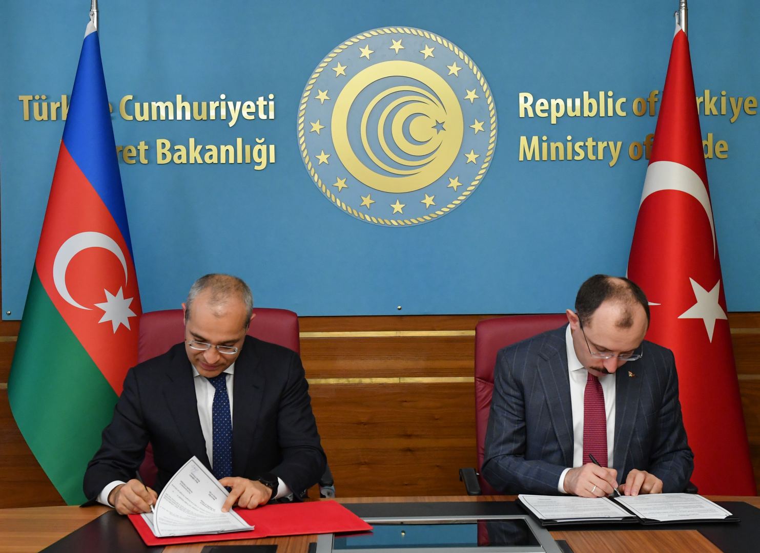 Азербайджан и Турция парафировали протокол о внесении изменений в преференциальное торговое соглашение (ФОТО)