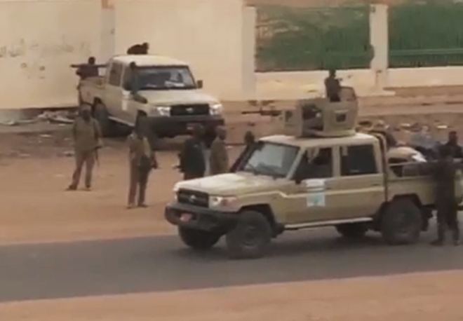 Sudan ordusu paytaxtda prezident sarayını mühasirəyə alıb (VİDEO)