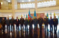 Azerbaijan, Kazakhstan discuss issues of cooperation in military education (PHOTO)