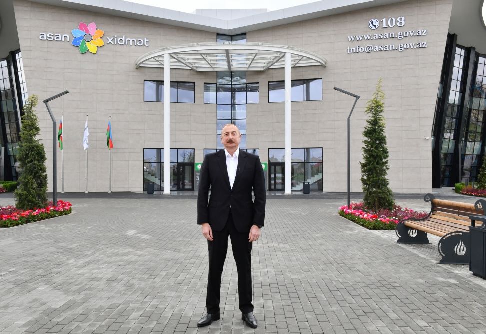 Президент Ильхам Алиев: Сожжение флага Азербайджана в Армении – это очередное грязное деяние армянского правительства