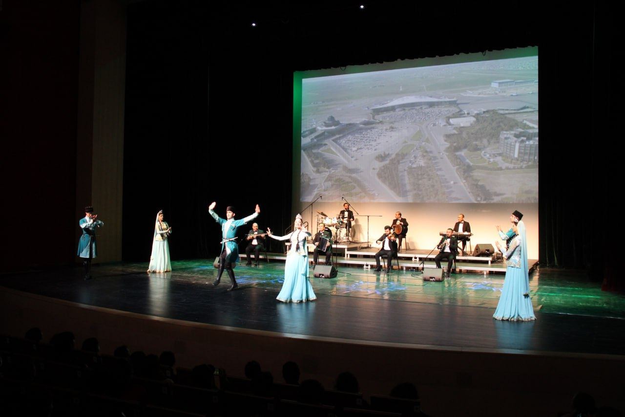 Chinese Hebei province hosts concert dedicated to 100th anniversary of great leader Heydar Aliyev (PHOTO)