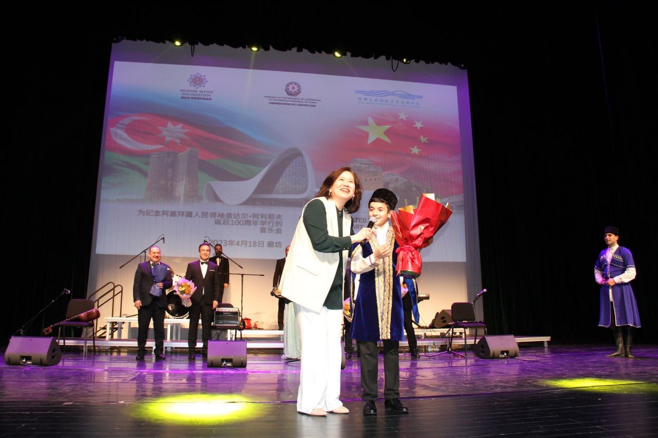Chinese Hebei province hosts concert dedicated to 100th anniversary of great leader Heydar Aliyev (PHOTO)