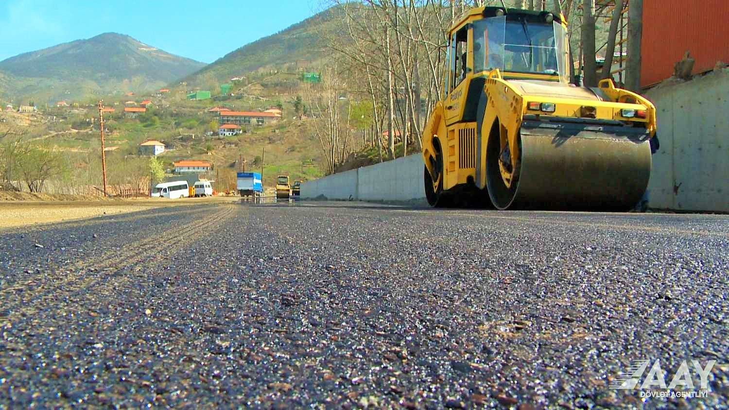 Восстановление внутренних дорог в Лачине планируется завершить в ближайшее время - Госагентство (ФОТО/ВИДЕО)