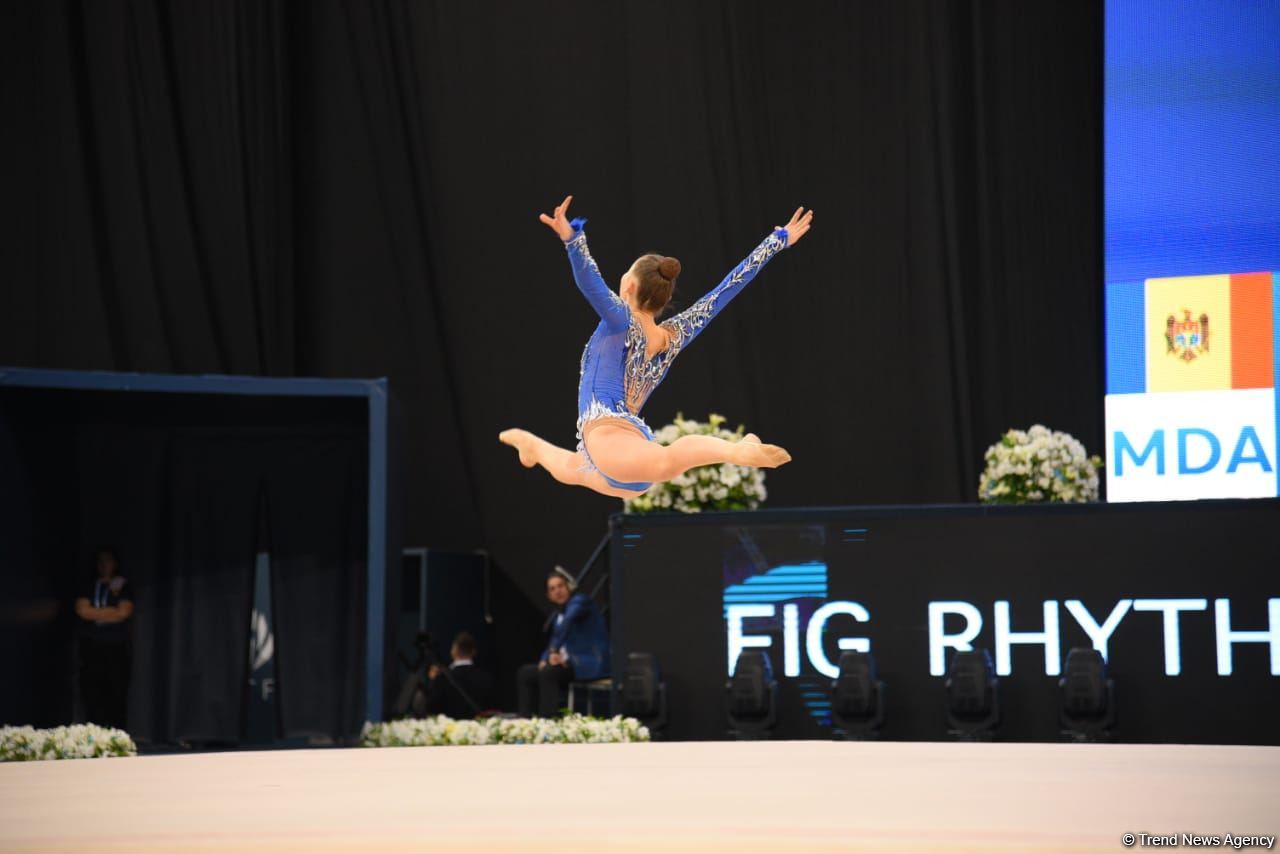 Best moments of second day of Rhythmic Gymnastics World Cup competitions in Baku (PHOTO)