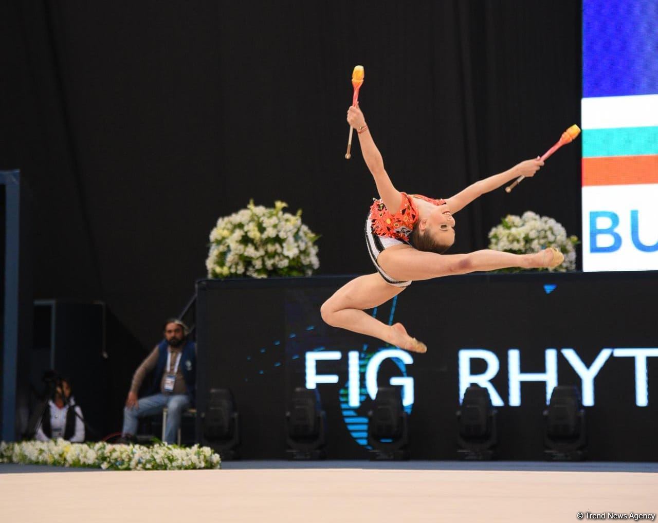 Лучшие моменты второго дня соревнований Кубка мира по художественной  гимнастике в Баку (ФОТО)